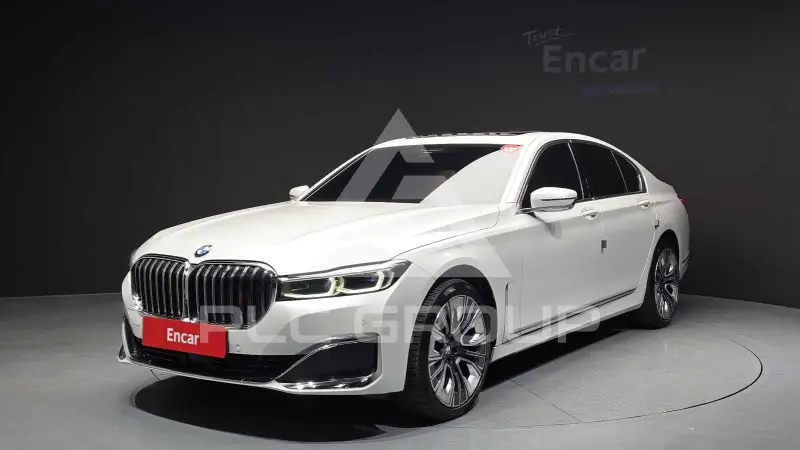 2021 BMW 730