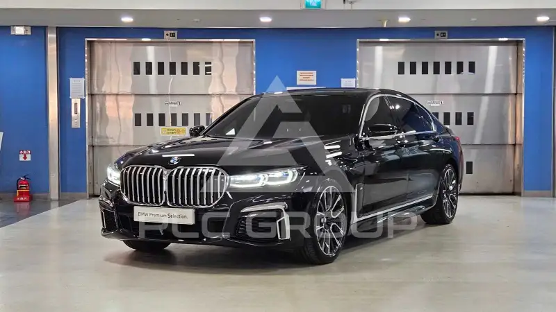 2021 BMW 740M