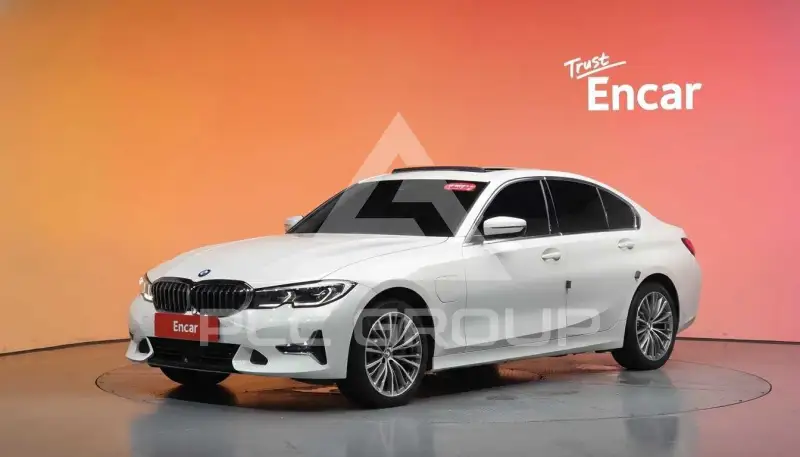 2021 BMW 330