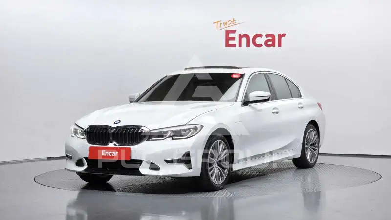 2021 BMW 330