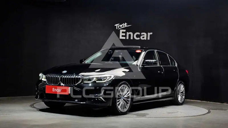 2021 BMW 320