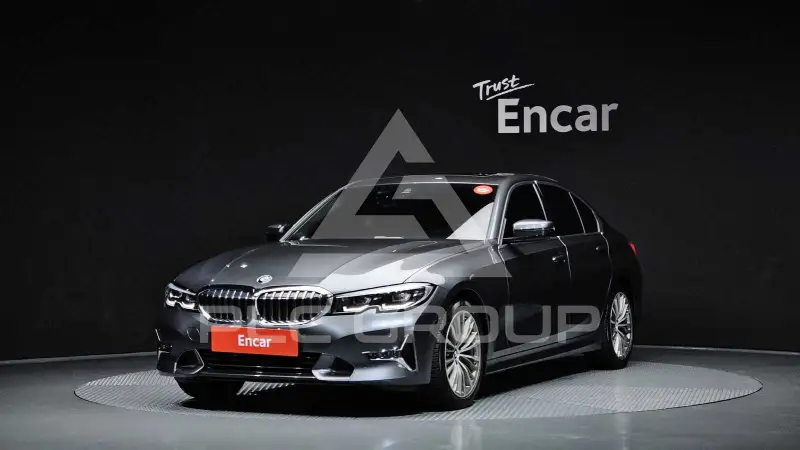 2021 BMW 320
