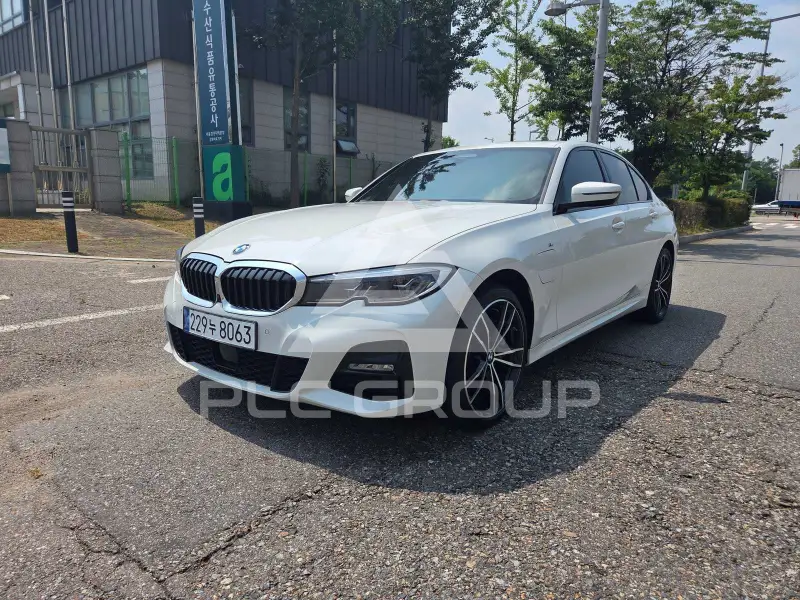 2021 BMW 330