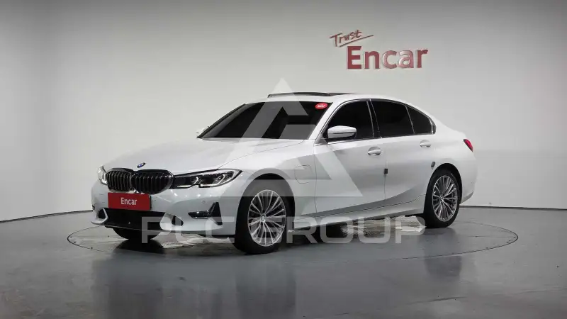 2021 BMW 330