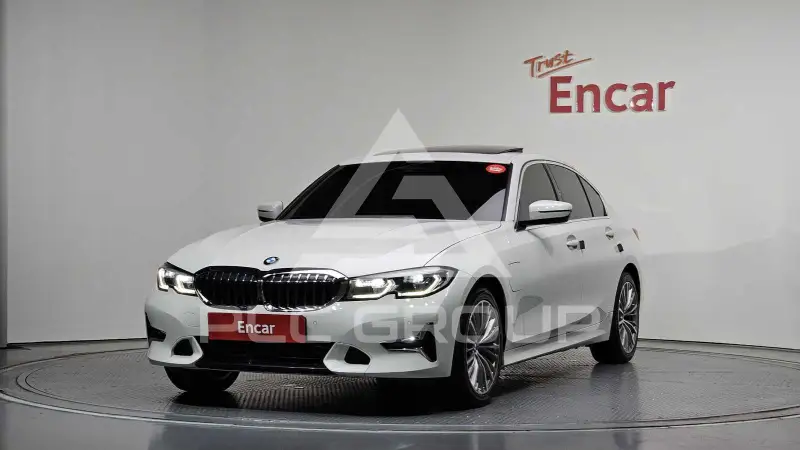 2021 BMW 330