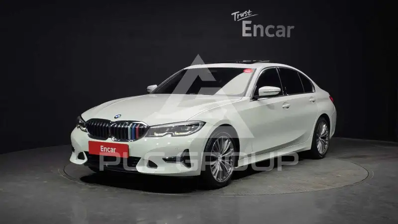 2021 BMW 320