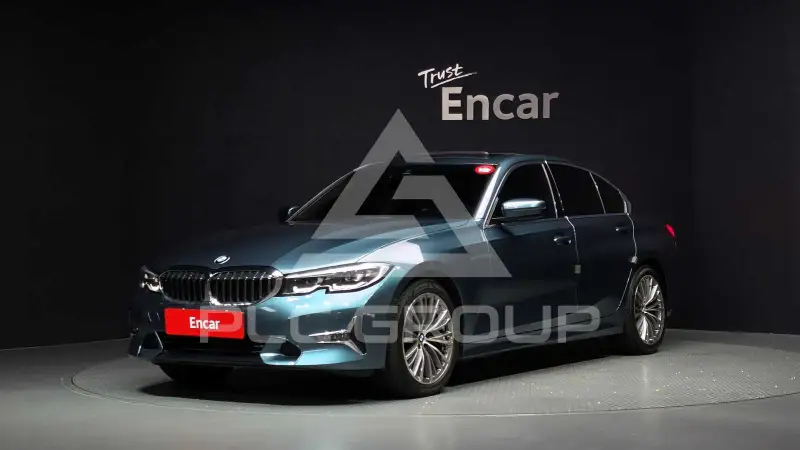 2021 BMW 320
