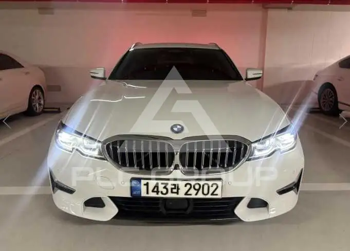 2021 BMW 320