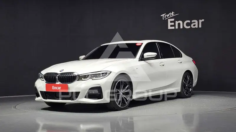 2021 BMW 320