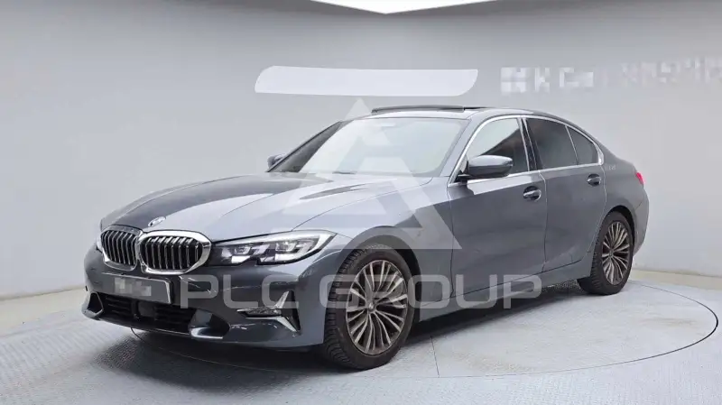2021 BMW 320