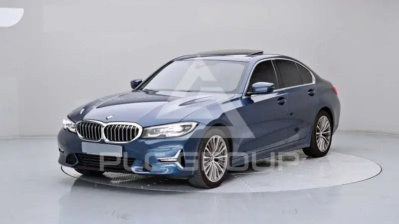 2021 BMW 320