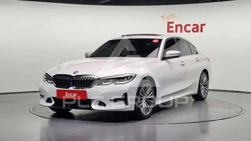 2021 BMW 320