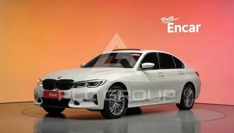 2021 BMW 330
