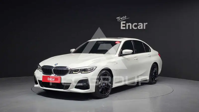 2021 BMW 330