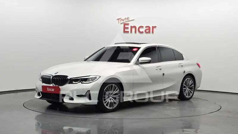 2021 BMW 320
