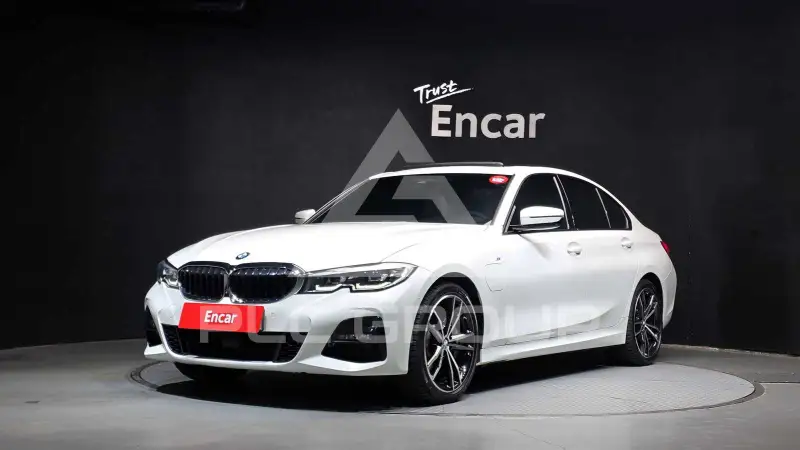 2021 BMW 330
