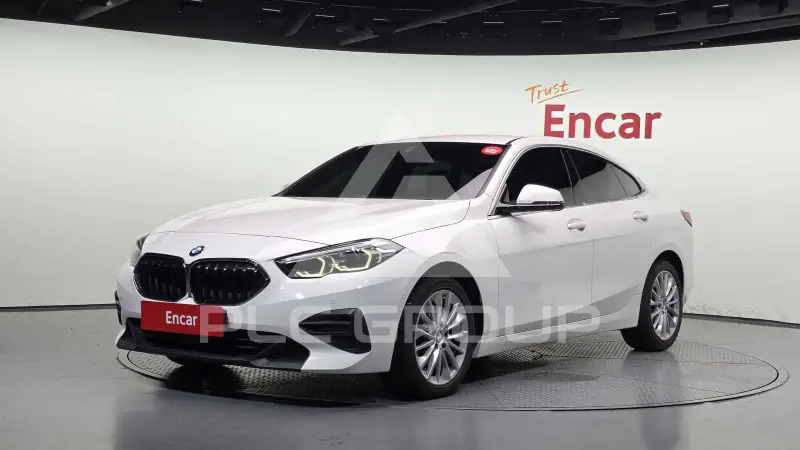 2021 BMW 218