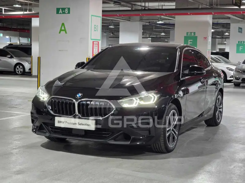 2021 BMW 220