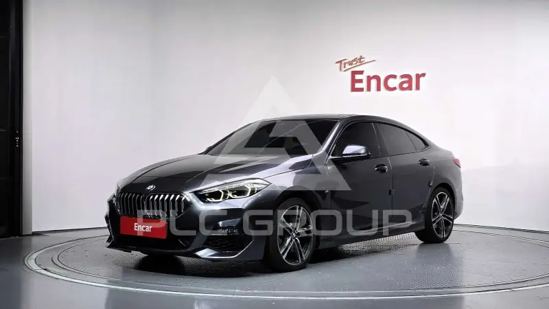 2021 BMW 220M
