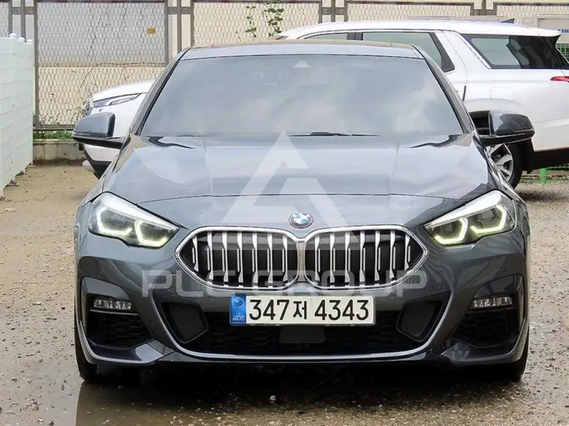 2021 BMW 220M