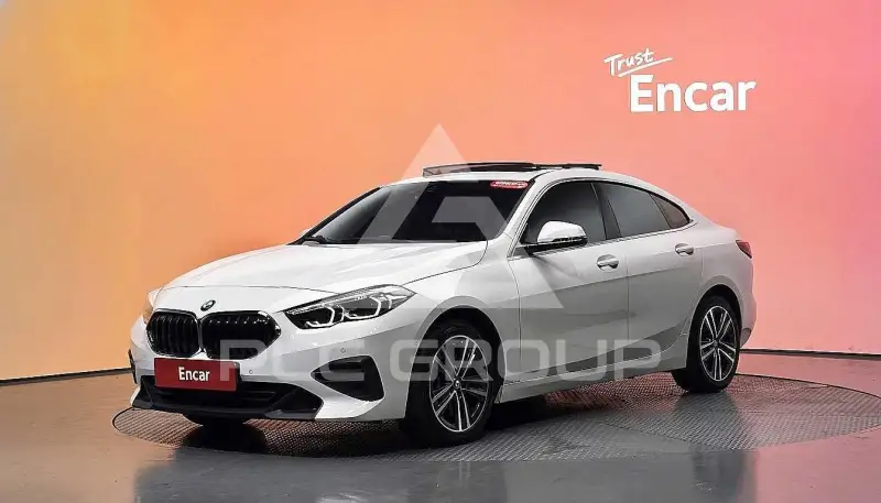 2021 BMW 220