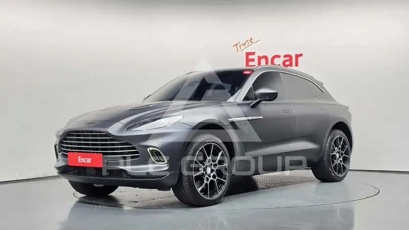 2021 Aston Martin DBX