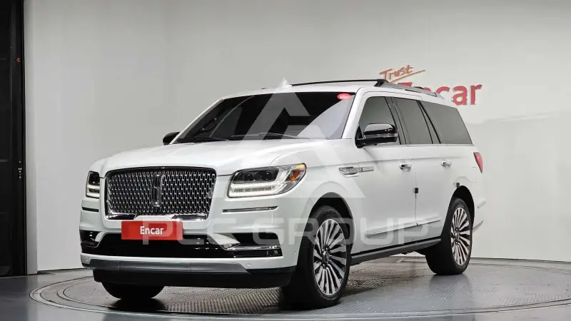 2021 Lincoln NAVIGATOR