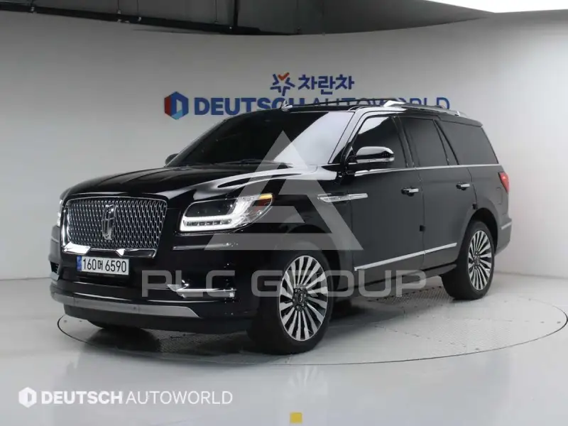 2021 Lincoln NAVIGATOR