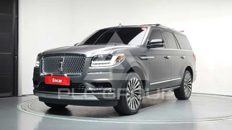 2021 Lincoln NAVIGATOR