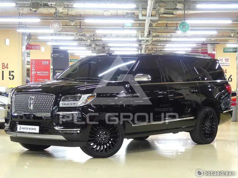 2021 Lincoln NAVIGATOR