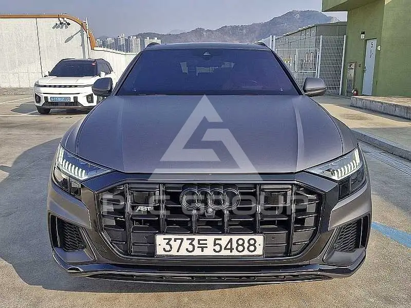 2021 Audi SQ8
