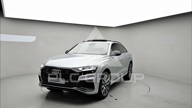 2021 Audi Q8