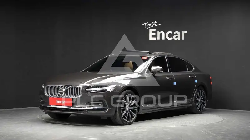 2021 Volvo S90