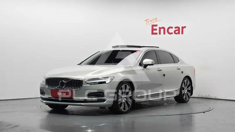 2021 Volvo S90
