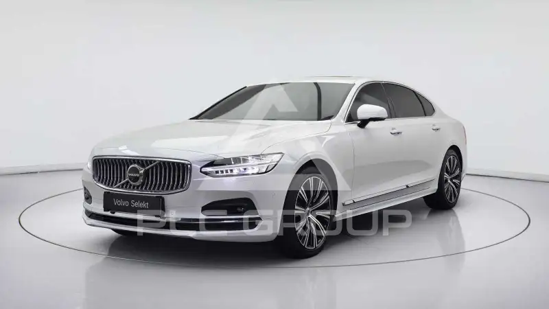 2021 Volvo S90
