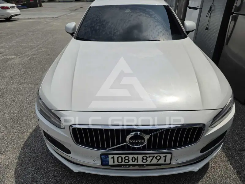 2021 Volvo S90