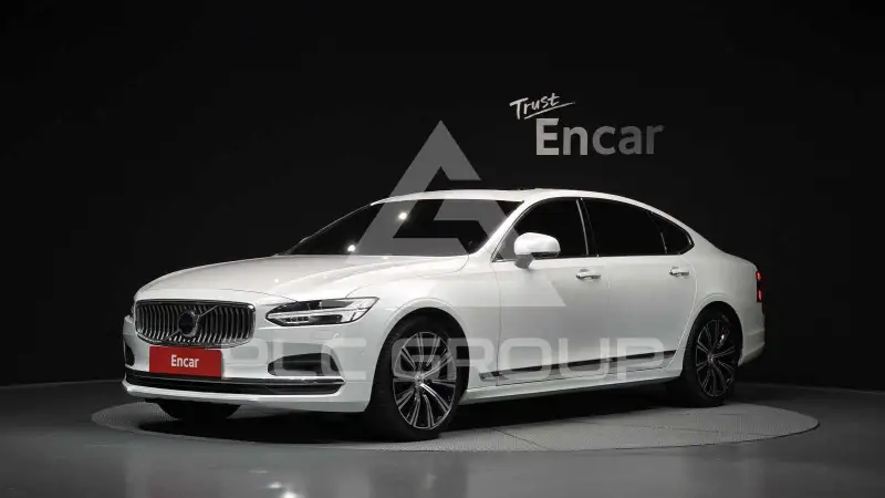 2021 Volvo S90