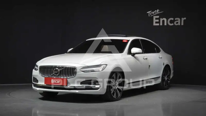 2021 Volvo S90