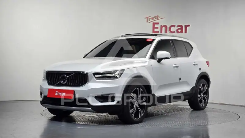 2021 Volvo XC40