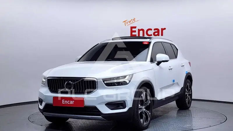 2021 Volvo XC40