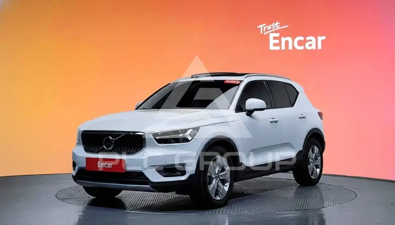 2021 Volvo XC40