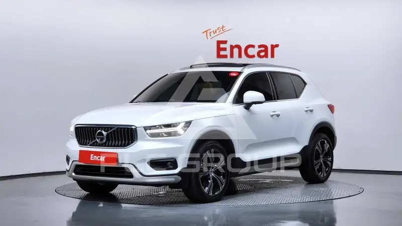 2021 Volvo XC40