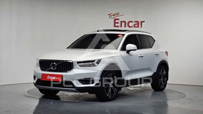 2021 Volvo XC40