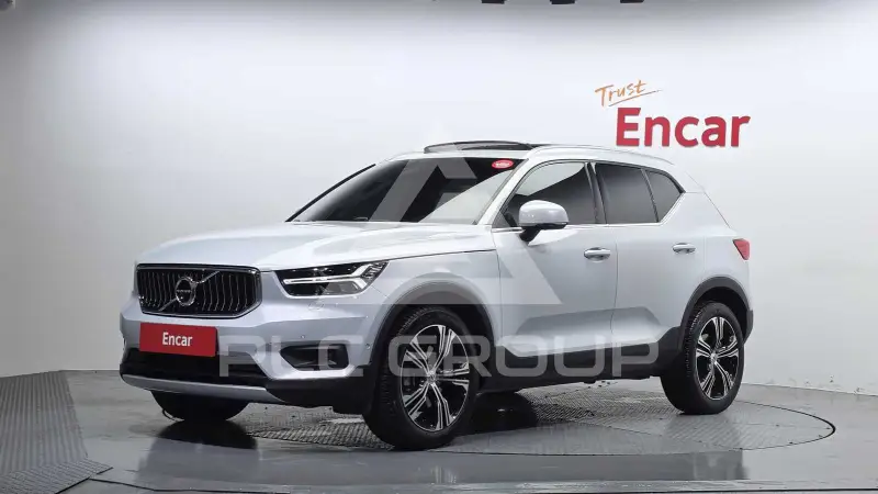 2021 Volvo XC40