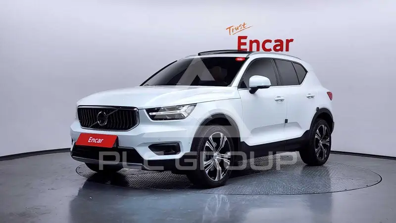 2021 Volvo XC40