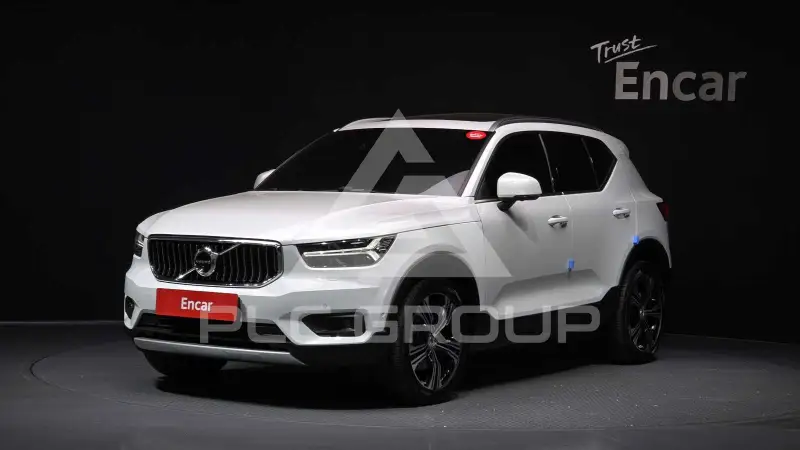 2021 Volvo XC40