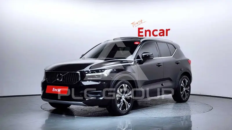 2021 Volvo XC40