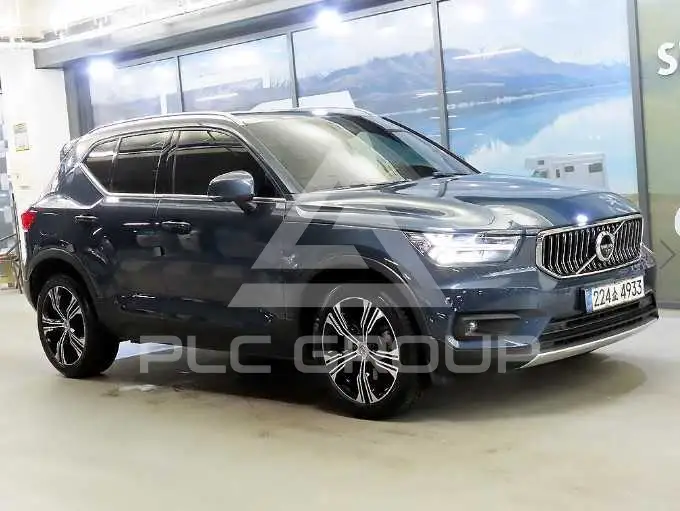 2021 Volvo XC40