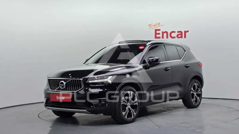 2021 Volvo XC40