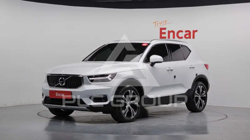 2021 Volvo XC40